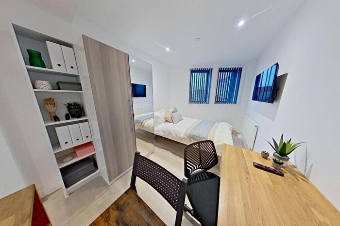 1 Bedroom Flat To Rent In Mansfield Road, Nottingham, NG1