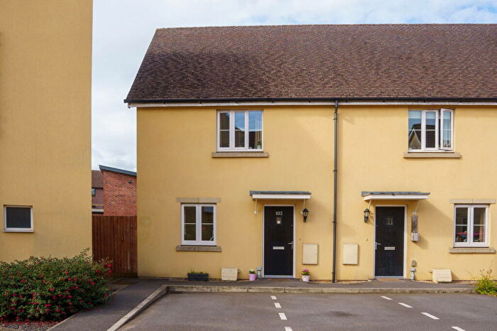 2 Bedroom End Of Terrace House For Sale In Great Western Street, Frome, BA11
