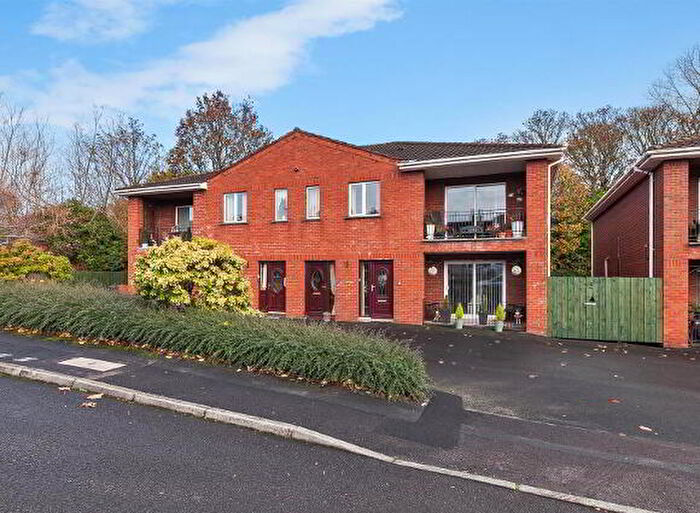 3 Bedroom Apartments For Sale In Rose Gardens, Carrickfergus, BT38