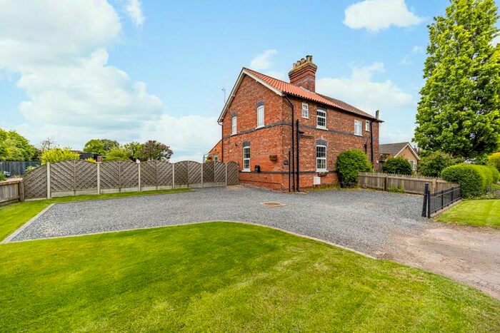 3 Bedroom Semi-Detached House For Sale In Gaysfield Road, Fishtoft, Boston, PE21