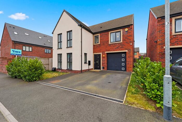 4 Bedroom Detached House For Sale In Broomhill Avenue, Rotherham, S60