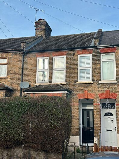 2 Bedroom Terraced House To Rent In Hampden Road, Grays, RM17