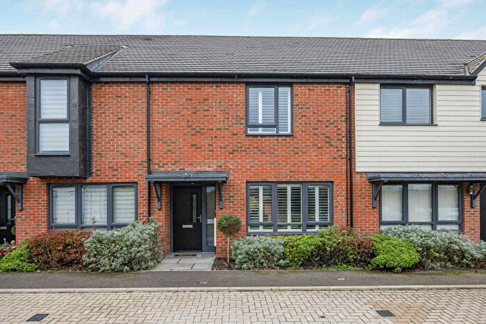 3 Bedroom Terraced House For Sale In Park View, Chigwell, IG7