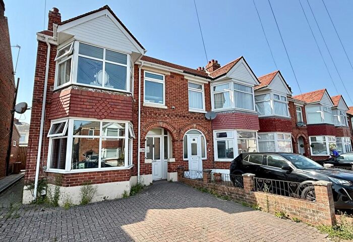 3 Bedroom End Of Terrace House For Sale In Albemarle Avenue, Elson, PO12