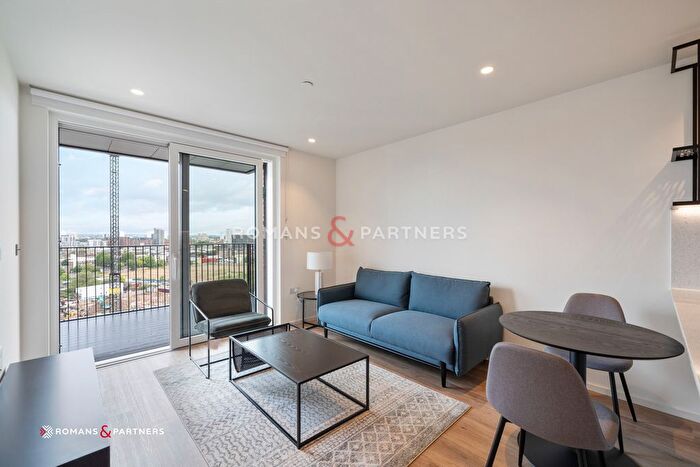 1 Bedroom Flat To Rent In Barnacle House, Poplar Riverside, E14