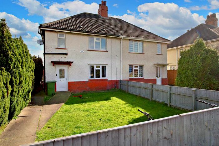3 Bedroom Semi-Detached House For Sale In Pelham Road, Immingham, DN40
