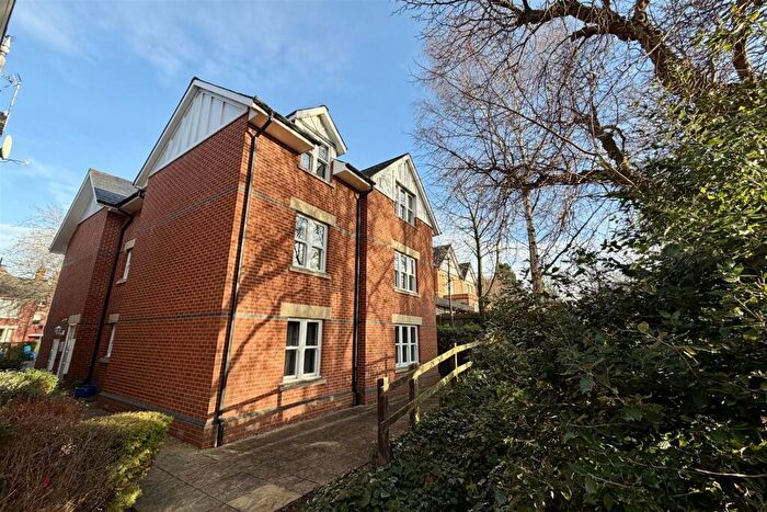 2 Bedroom Flat To Rent In Eldorado Road, Cheltenham, GL50