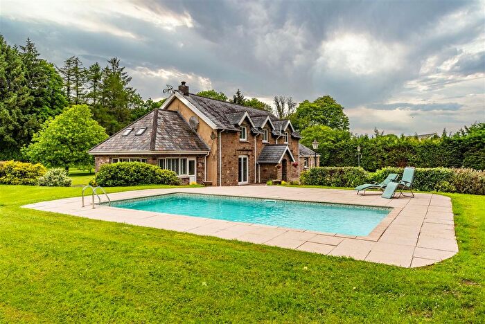 5 Bedroom Detached House For Sale In Aberclwyd Farm, Pentreclwyda, Resolven, Neath, SA11