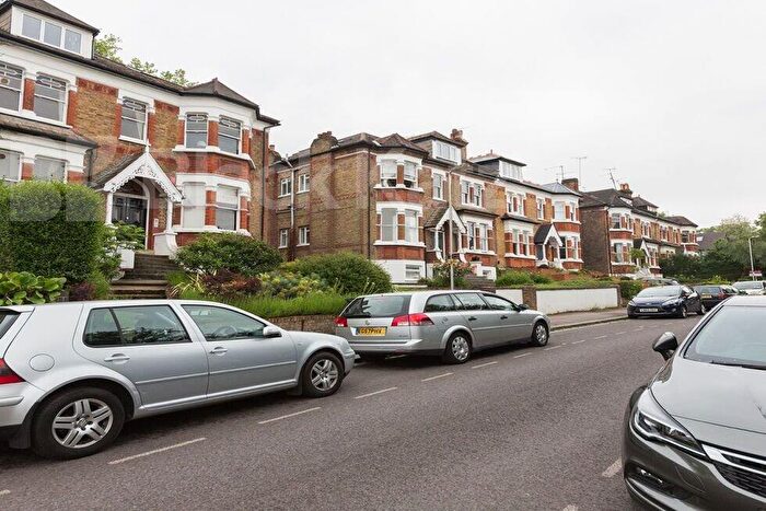 2 Bedroom Flat To Rent In Christchurch Road, Crouch End, N8