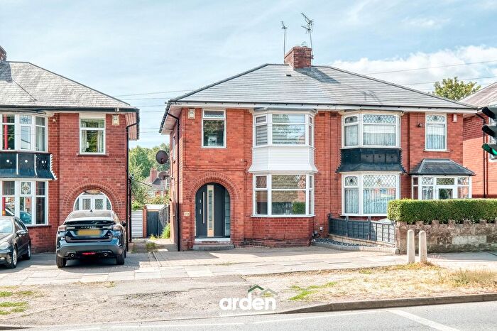 3 Bedroom Semi-Detached House For Sale In Bristol Road South, Rednal, B45