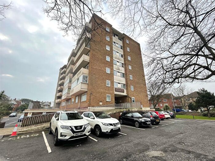 1 Bedroom Flat For Sale In Boundary Road, Worthing, BN11