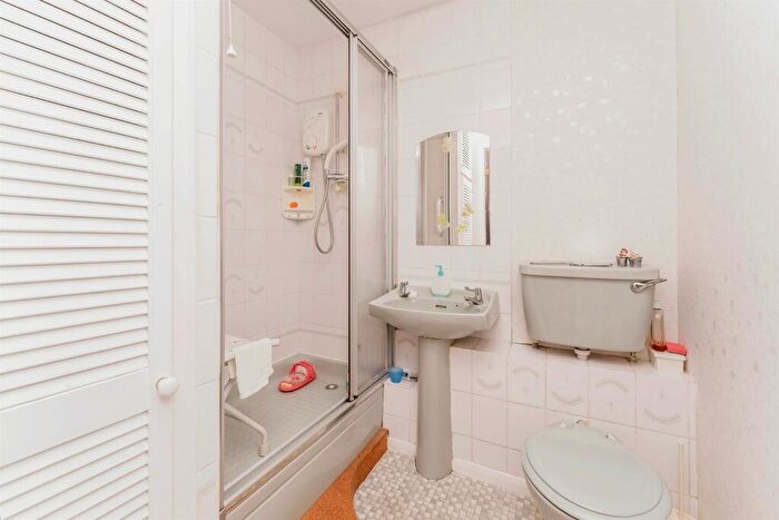 2 Bedroom Terraced Bungalow For Sale In Stadtpeine Close, Corby, NN17