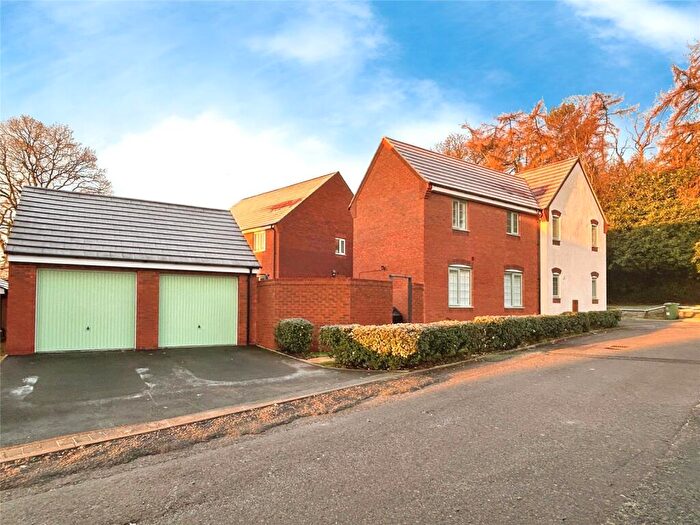 4 Bedroom Detached House For Sale In Henry Baxter Drive, Keresley, Coventry, CV7