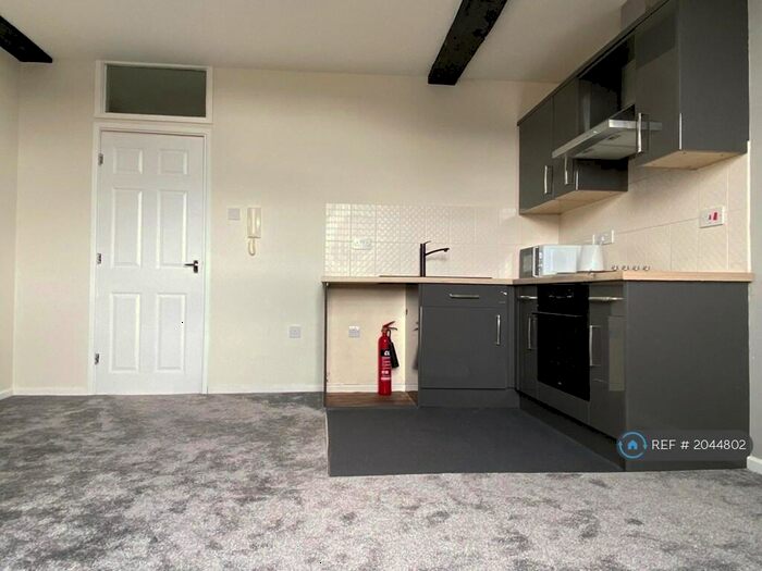1 Bedroom Flat To Rent In Eagle Parade, Buxton, SK17