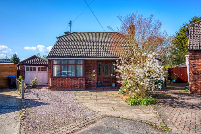 3 Bedroom Detached Bungalow To Rent In Caldy Close, Chester, CH2