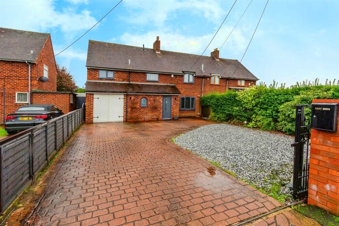 4 Bedroom Semi-Detached House For Sale In Four Crosses Lane, Cannock, WS11