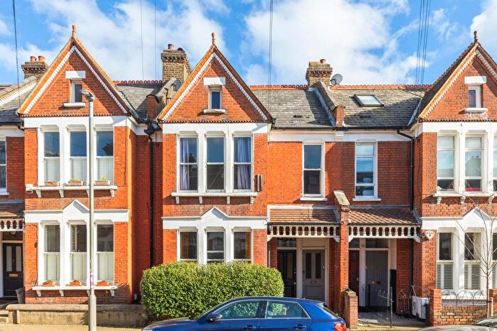 2 Bedroom Maisonette For Sale In Beira Street, Clapham, SW12