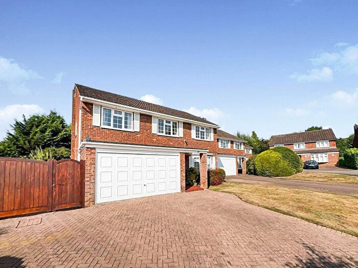 5 Bedroom Detached House For Sale In Kendale, Hemel Hempstead, HP3