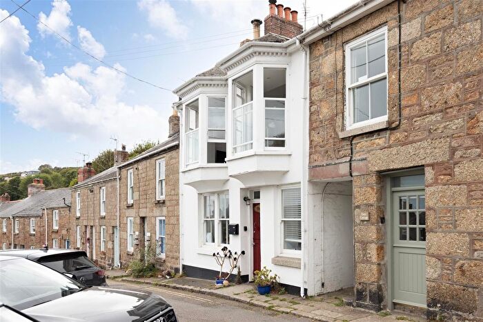 3 Bedroom Flat For Sale In Regent Terrace, Mousehole, Penzance, TR19