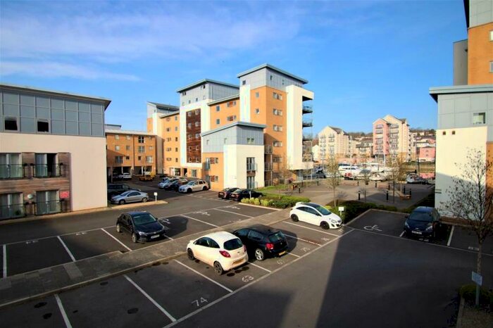 1 Bedroom Apartment To Rent In Mizzen Court - Portishead Marina, BS20