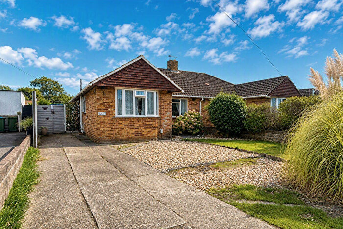 3 Bedroom Semi-Detached Bungalow For Sale In Cuckoo Lane, Stubbington, PO14