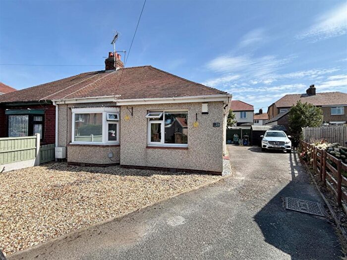 2 Bedroom Semi-Detached Bungalow For Sale In Pentre Avenue, Abergele, LL22