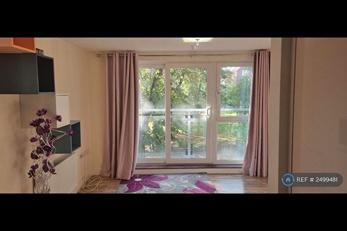 2 Bedroom Flat To Rent In The Avenue, Southampton, SO17