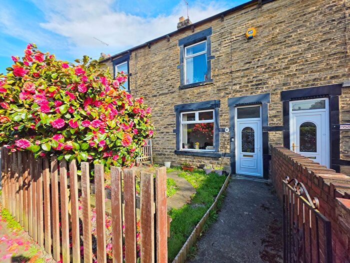 2 Bedroom Terraced House For Sale In Cliff Terrace, Barnsley, S71