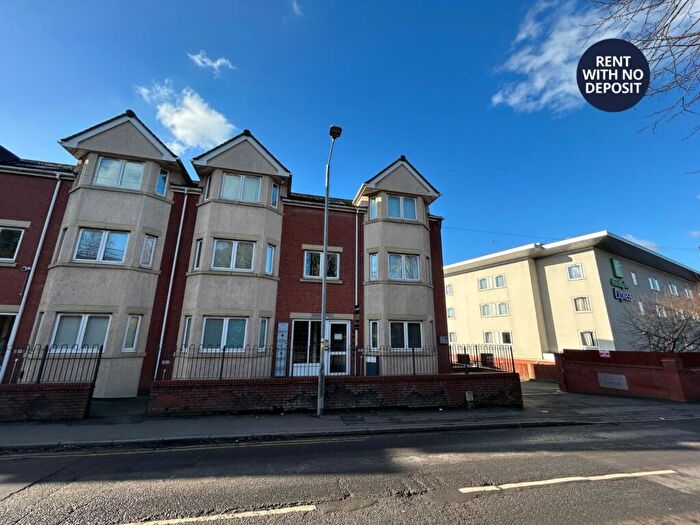 1 Bedroom Flat To Rent In Ryland House, Hewell Road, Redditch, Worcestershire, B97