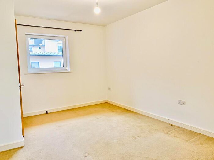 2 Bedroom Apartment To Rent In Hayman Crescent, Swindon, SN3