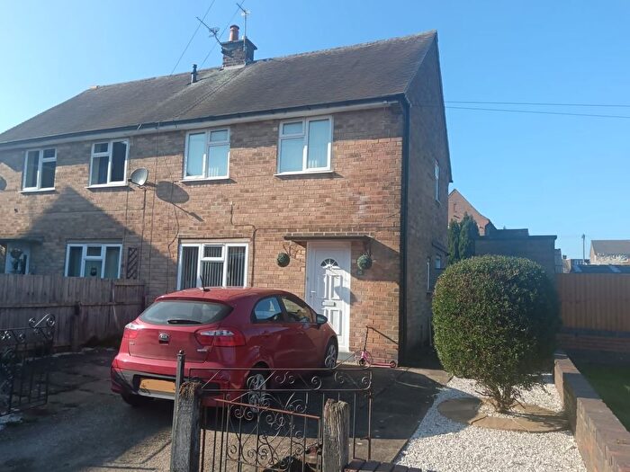 2 Bedroom Semi-Detached House For Sale In Yewtree Road, Hucknall, NG15