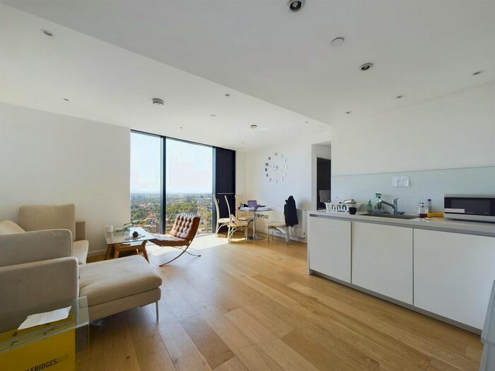 2 Bedroom Flat To Rent In Walworth Road, London, SE1