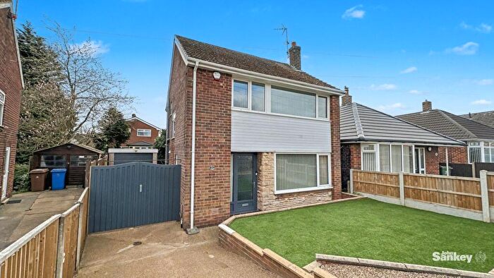 3 Bedroom Detached House For Sale In Fairholme Drive, Mansfield, NG19