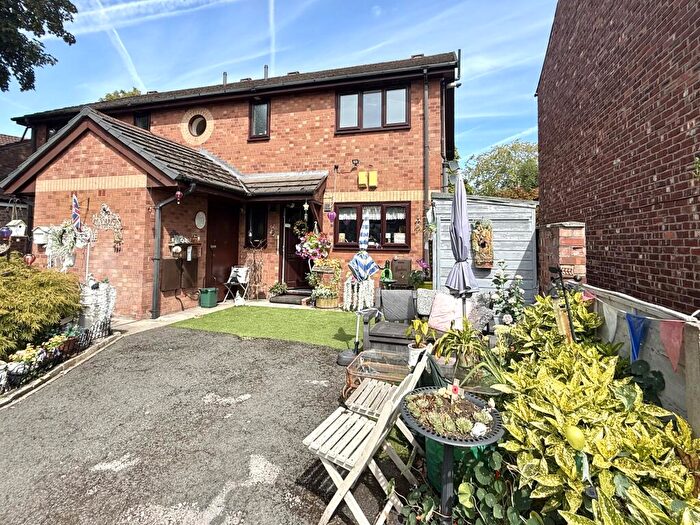 1 Bedroom Flat For Sale In Beech Road, Stockport, Greater Manchester, SK3