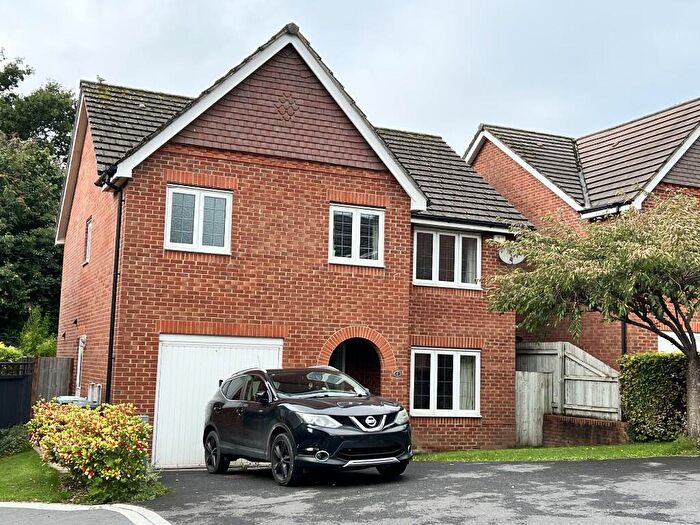 4 Bedroom Detached House To Rent In Beggarwood, Basingstoke, Hampshire, RG22