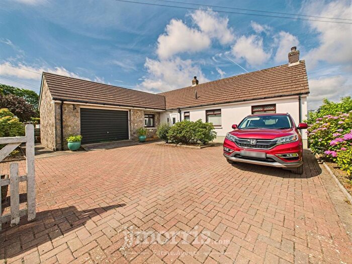 2 Bedroom Detached Bungalow For Sale In Carreg Wen, Llechryd, Cardigan, SA43