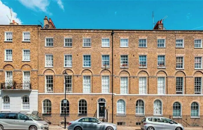 2 Bedroom Flat To Rent In Myddelton Square, Angel, London, EC1R