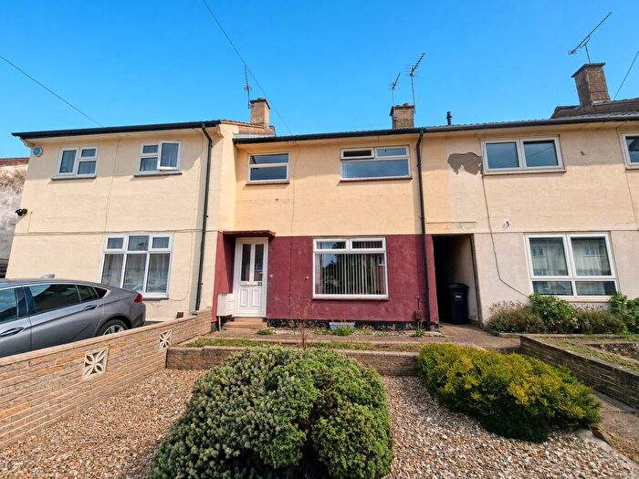 3 Bedroom Terraced House To Rent In Drumcliff Road, Leicester, LE5