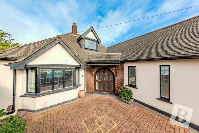 5 Bedroom Detached House To Rent In Ayloffs Close, Emerson Park, RM11