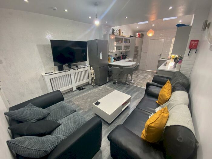 House To Rent In Daisy Road, Edgbaston, Birmingham, West Midlands, B16