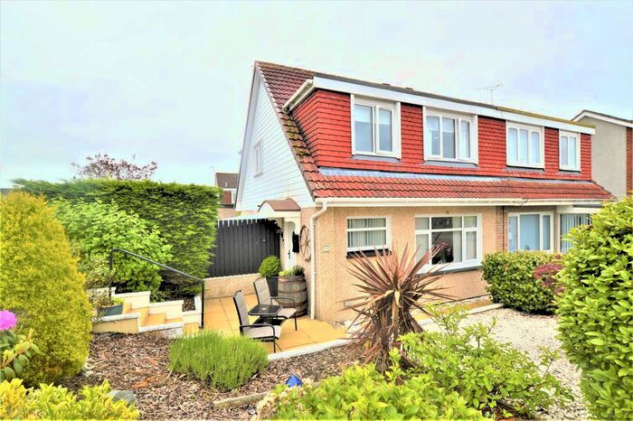 3 Bedroom Semi-Detached House For Sale In Island View, Ardrossan, KA22