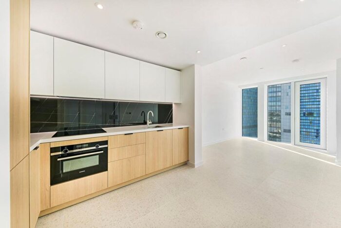 1 Bedroom Flat For Sale In Cavell St, London, E1