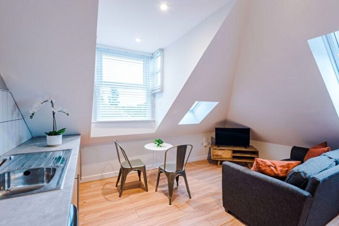 1 Bedroom Studio To Rent In Jesmond Road, Newcastle, NE2