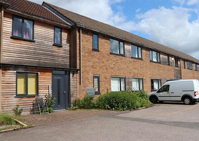 1 Bedroom Apartment To Rent In Stratton Road, Swindon, SN1