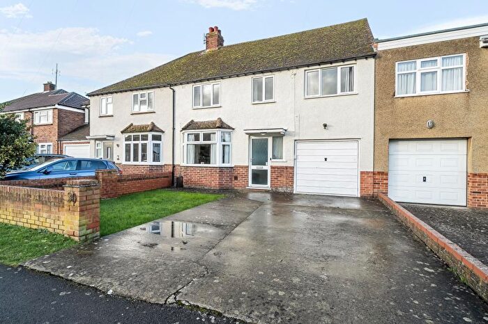 4 Bedroom Terraced House For Sale In Yarnton, Kidlington, OX5