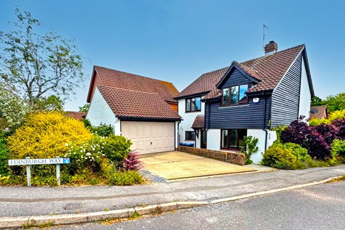 4 Bedroom Detached House To Rent In Edinburgh Way, East Grinstead, RH19