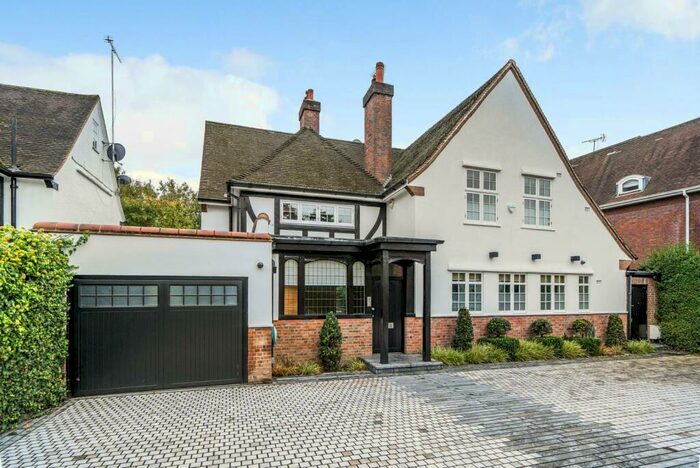 5 Bedroom House To Rent In Bishops Avenue, Brondesbury, London, N2