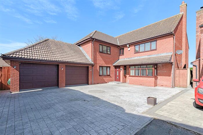 5 Bedroom Detached House For Sale In Woodbridge Park House, Hurley, CV9
