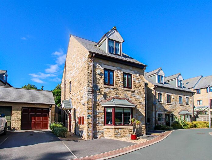 4 Bedroom Semi-detached House For Sale In Manor House, Flockton, WF4