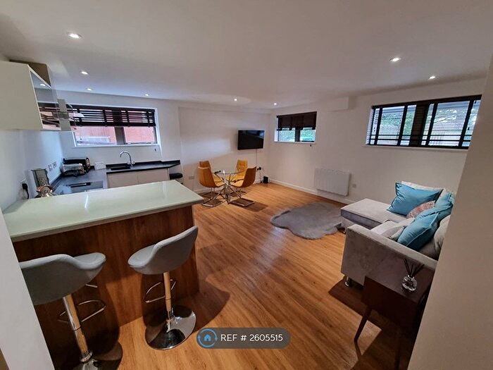 1 Bedroom Flat To Rent In The Avenue, Cliftonville, Northampton, NN1